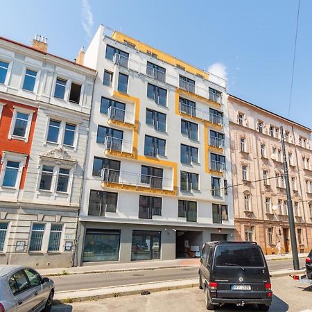 Brand New Studio Apartment # 42 In Brand New Building With Free Parking In The Center Prague Ngoại thất bức ảnh